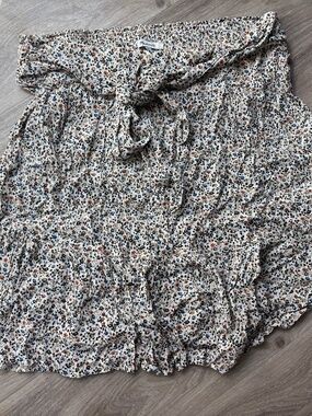 Madewell size XL flower print skirt with tie waist